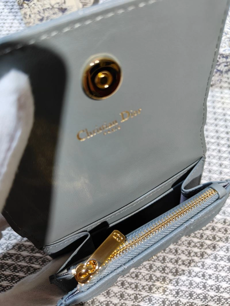 Lightweight Christian Dior Wallet 70241