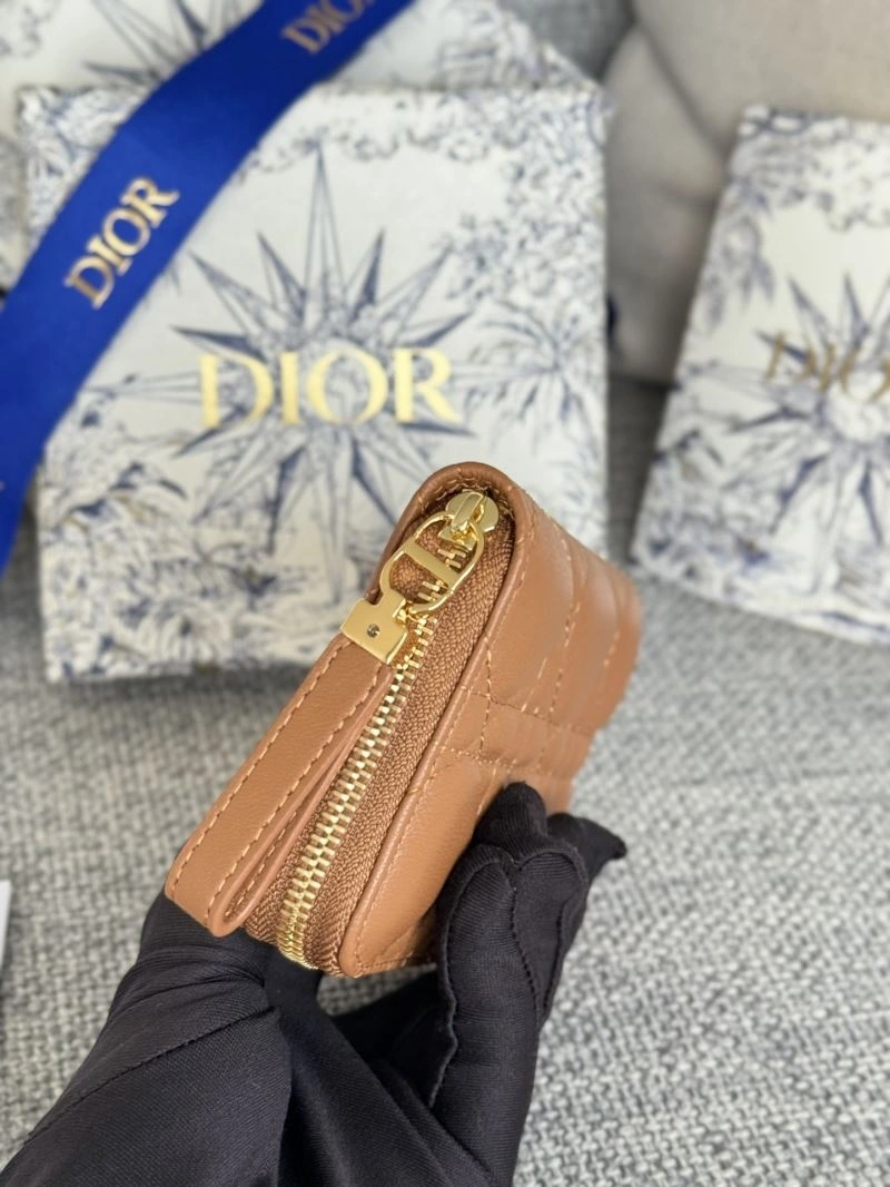 Christian Dior Wallet MoistureWicking 70202
