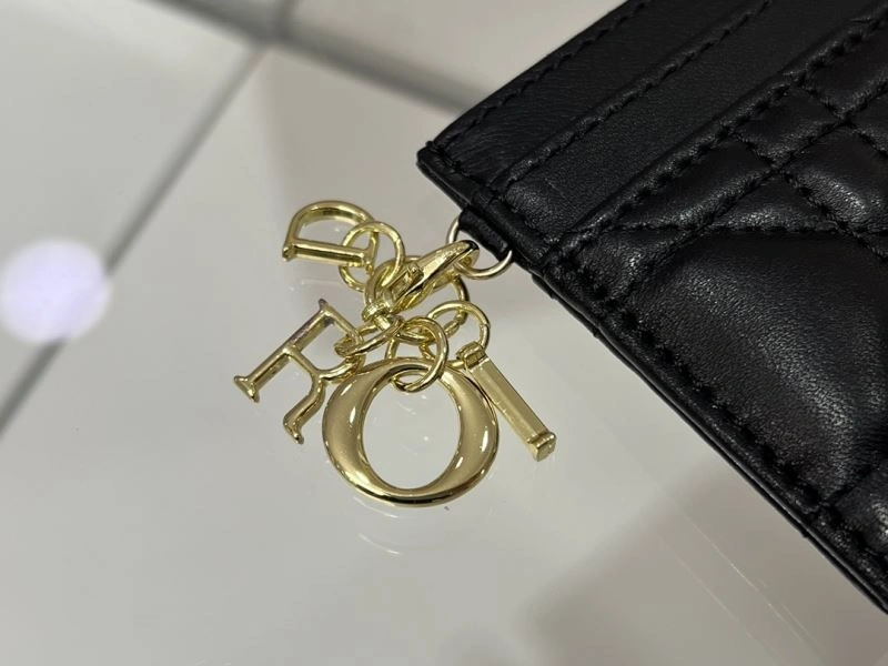 Sophisticated Christian Dior Wallet 77046