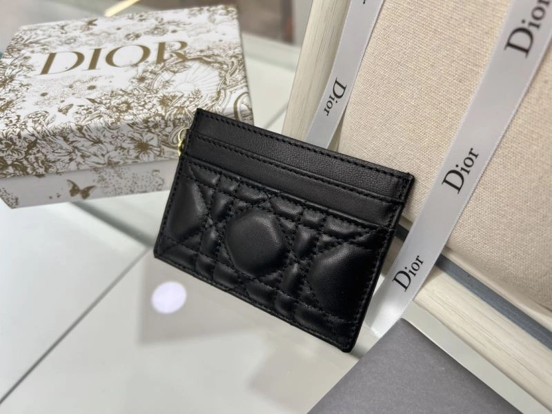 Sophisticated Christian Dior Wallet 77046