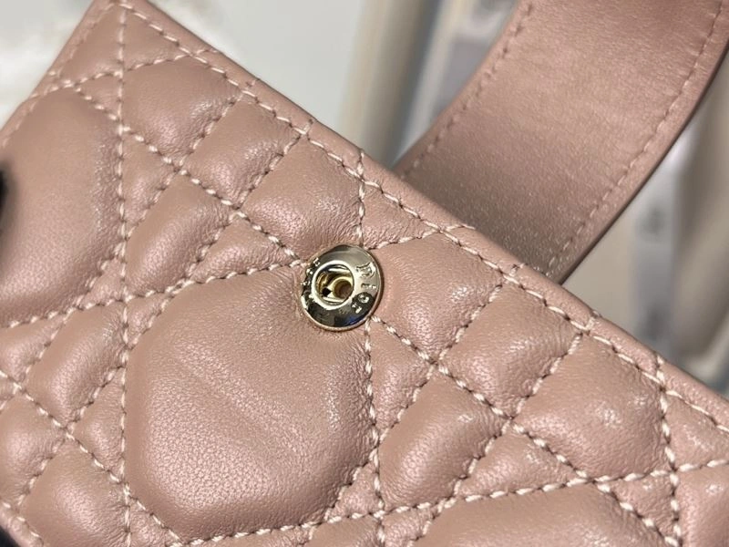 Affordable Christian Dior Wallet 77021