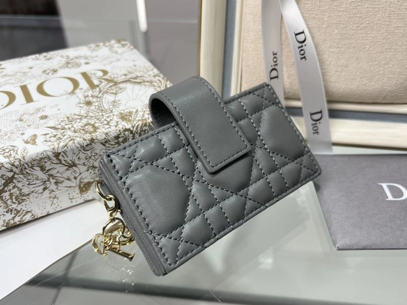 Lightweight Christian Dior Wallet 77020