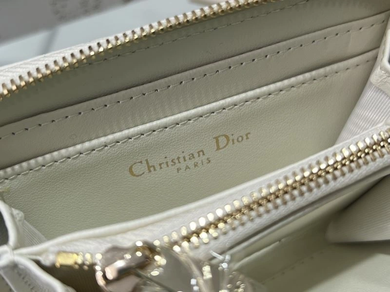 OnTrend Christian Dior Wallet 77009