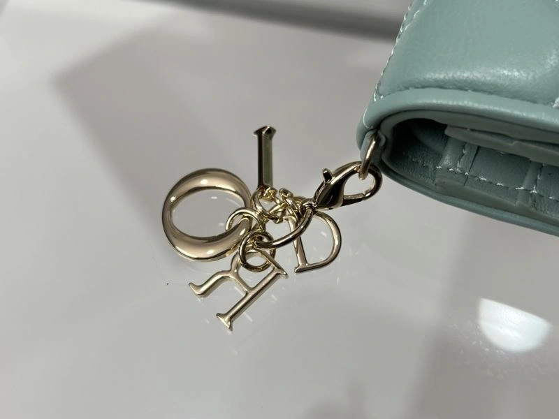 UrbanChic Christian Dior Wallet 77010
