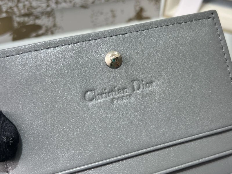Efficient Christian Dior Wallet 76997