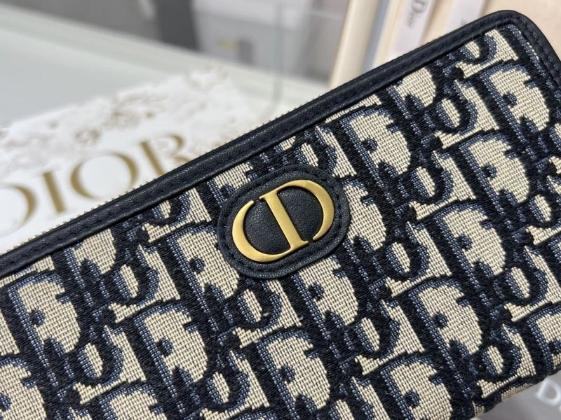 Sustainable Christian Dior Wallet 76999