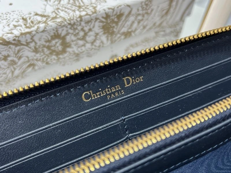 Christian Dior Wallet Popular 77001