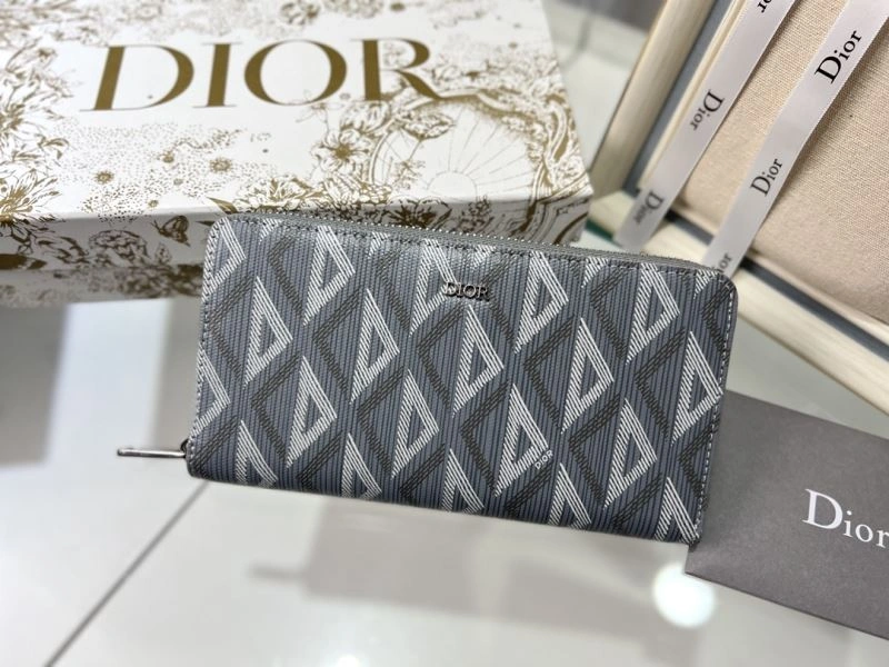 Cozy Christian Dior Wallet 76984