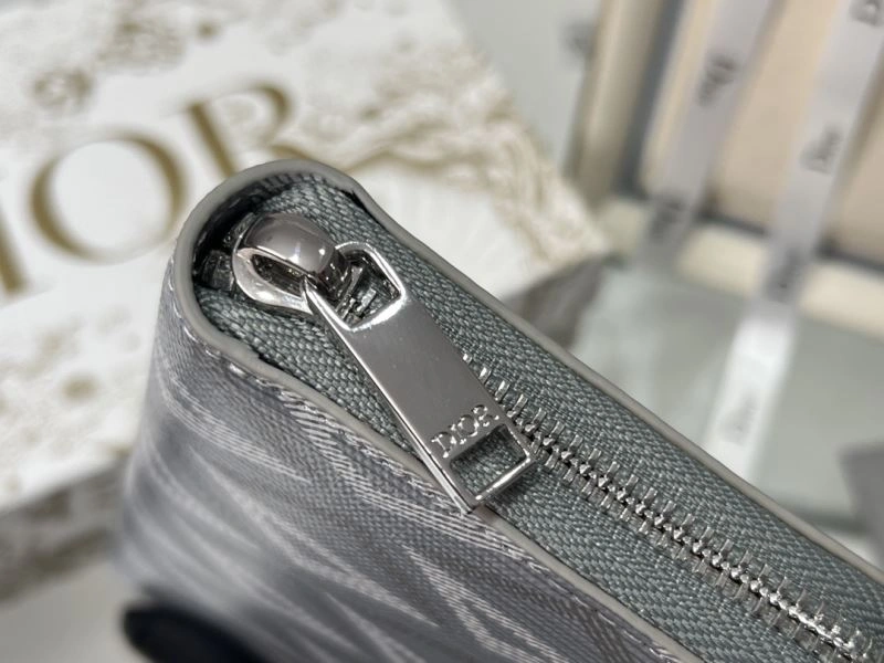 Cozy Christian Dior Wallet 76984