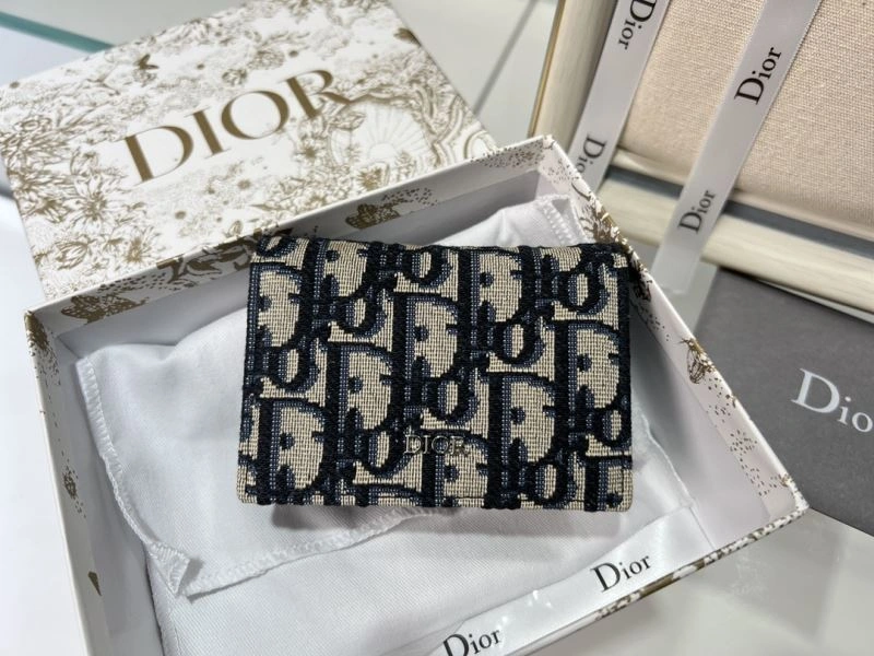 Trendsetting Christian Dior Wallet 76981