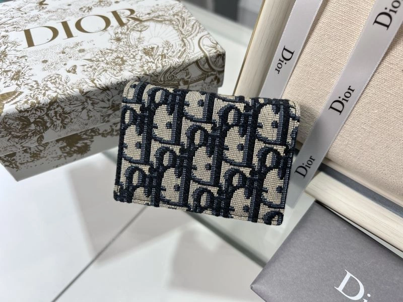 Trendsetting Christian Dior Wallet 76981