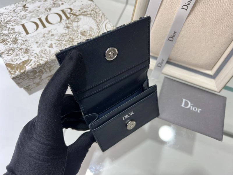 Trendsetting Christian Dior Wallet 76981