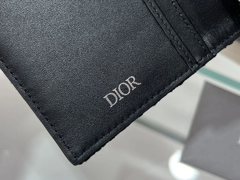 EyeCatching Christian Dior Wallet 76949