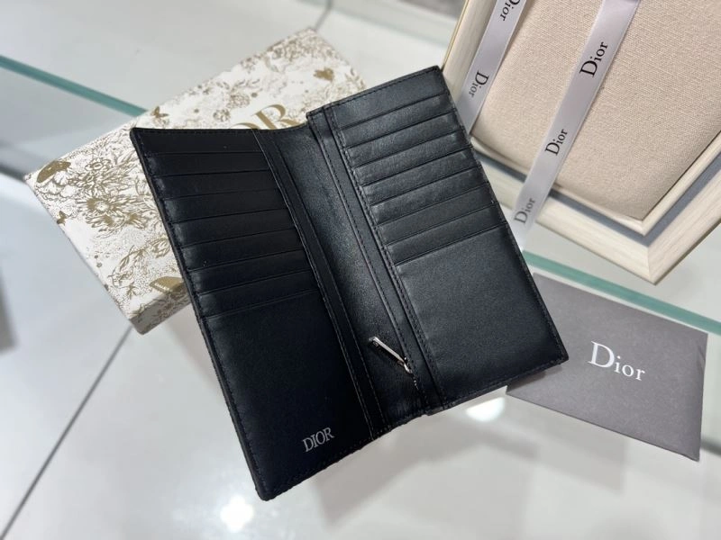 EyeCatching Christian Dior Wallet 76949