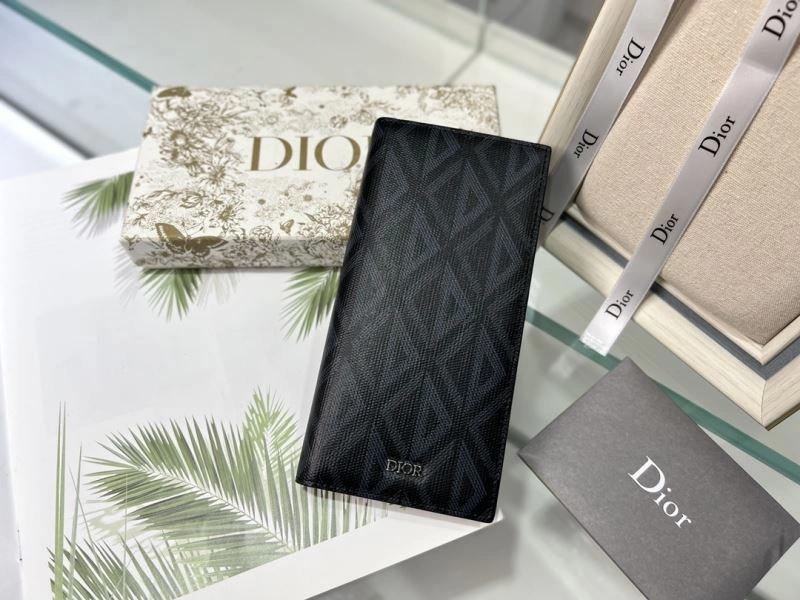 Timeless Christian Dior Wallet 76962