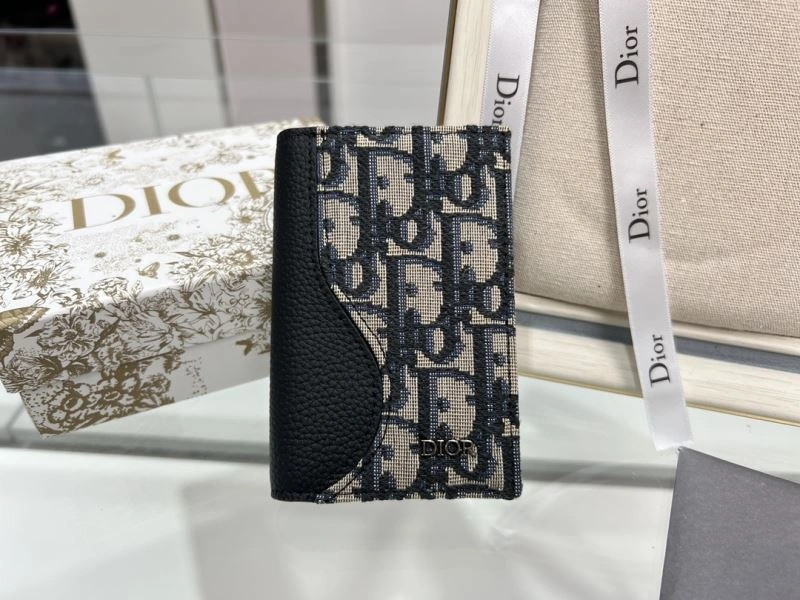UrbanChic Christian Dior Wallet 76960