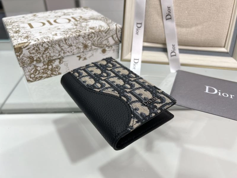 UrbanChic Christian Dior Wallet 76960