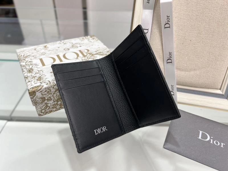 UrbanChic Christian Dior Wallet 76960