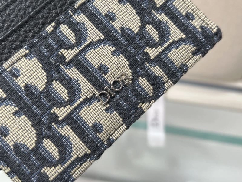 Snug Christian Dior Wallet 74187