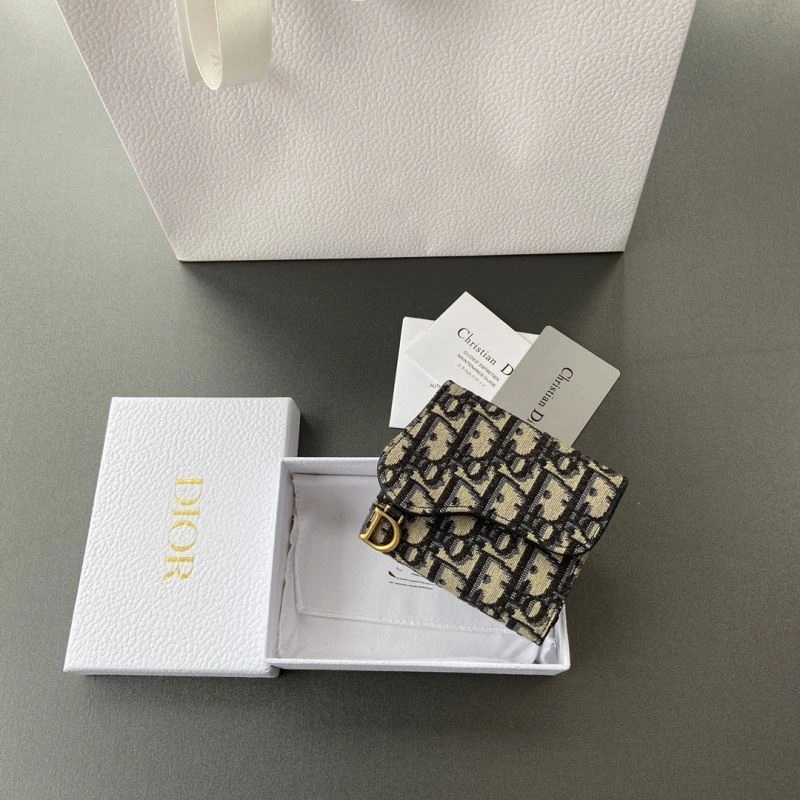 Contemporary Christian Dior Wallet 68491