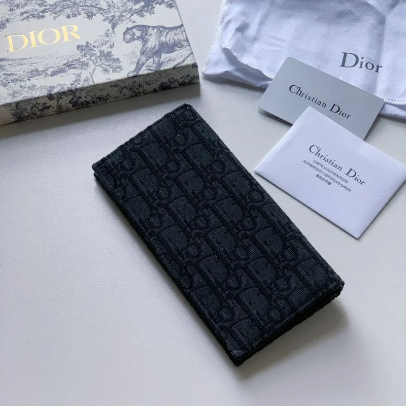 Timeless Christian Dior Wallets Purse 46722