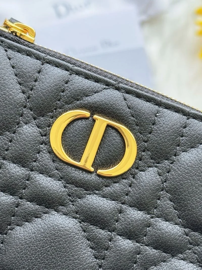 Christian Dior Wallets Purse Unique 46721