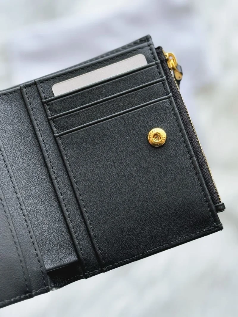 Christian Dior Wallets Purse Unique 46721
