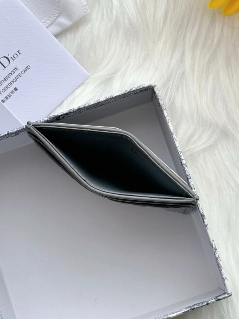 Timeless Christian Dior Wallets Purse 46684