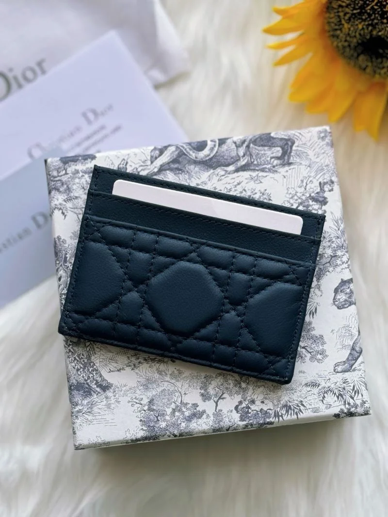 Christian Dior Wallets Purse Durable 46682