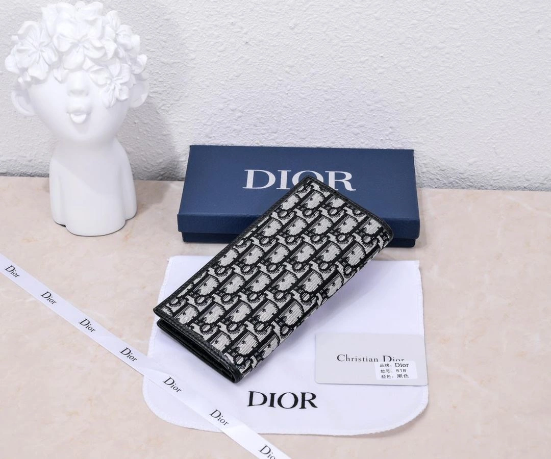 Christian Dior Wallets Purse Comfortable 93209