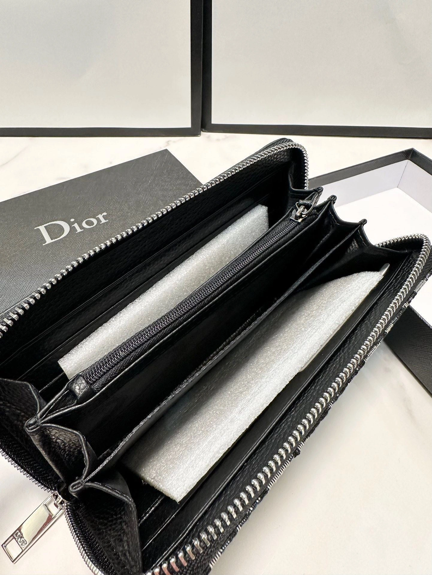 Christian Dior Wallets Purse ZeroBulk 93252
