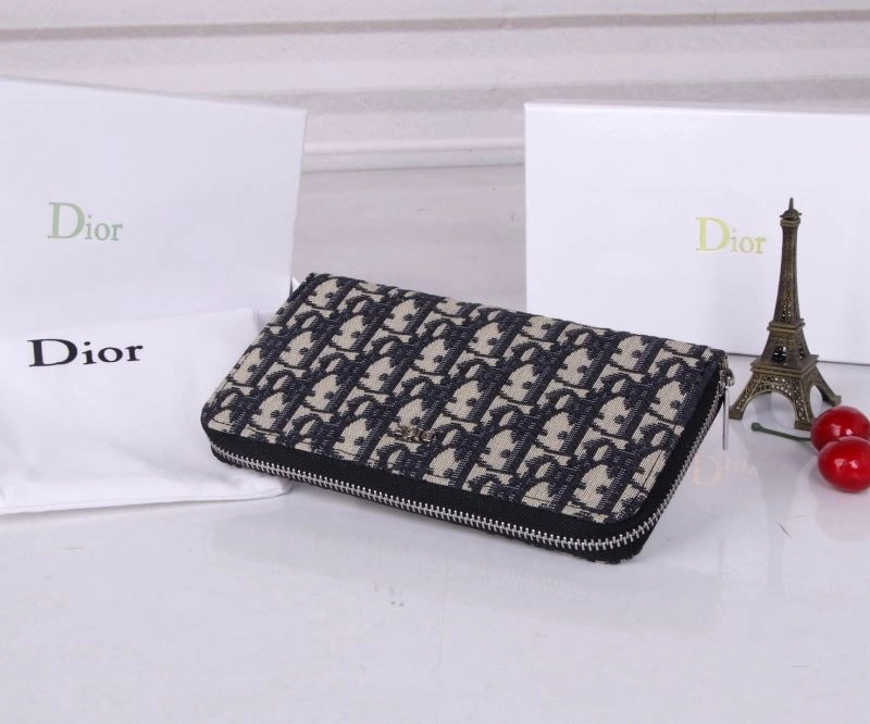 Christian Dior Wallets Purse Comfortable 88227