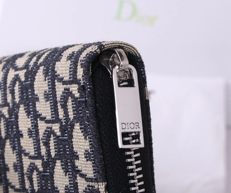 Christian Dior Wallets Purse Comfortable 88227