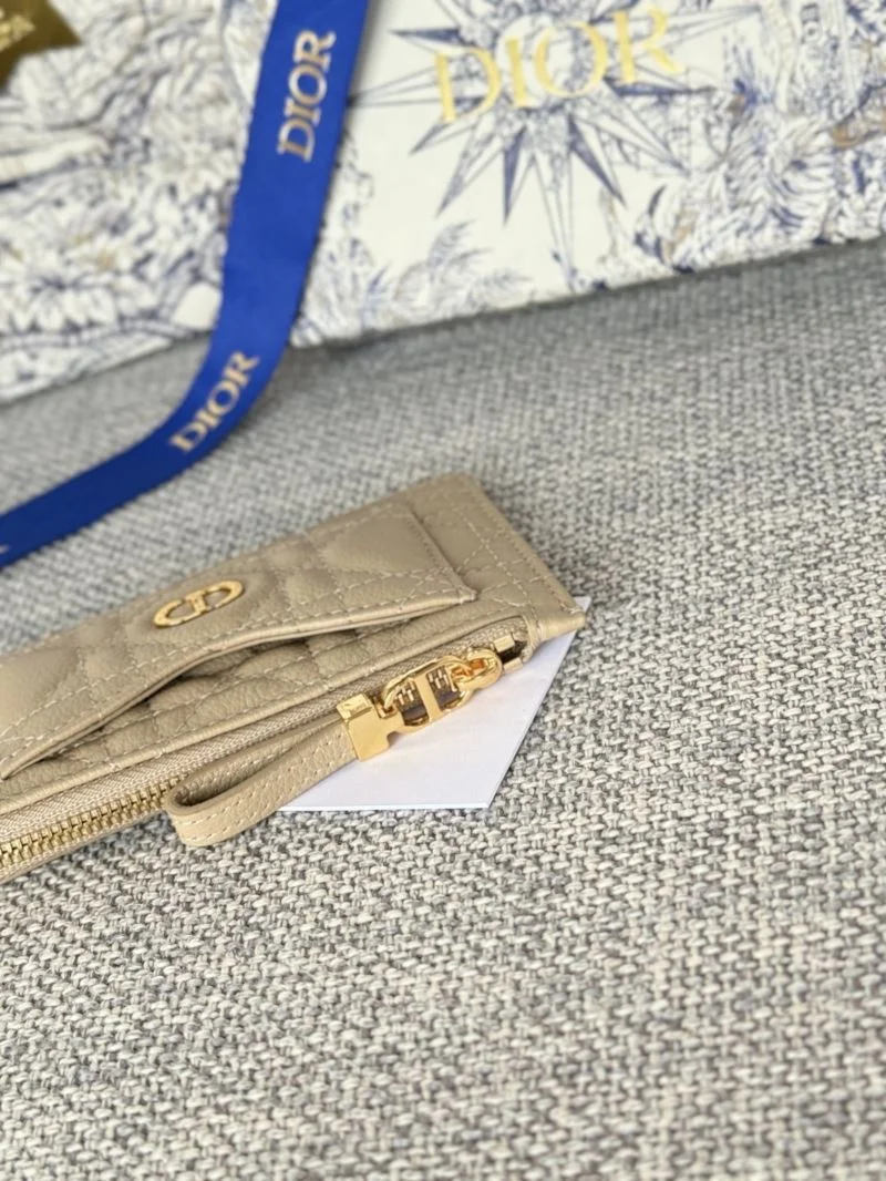 Christian Dior Wallets Purse Durable 46108