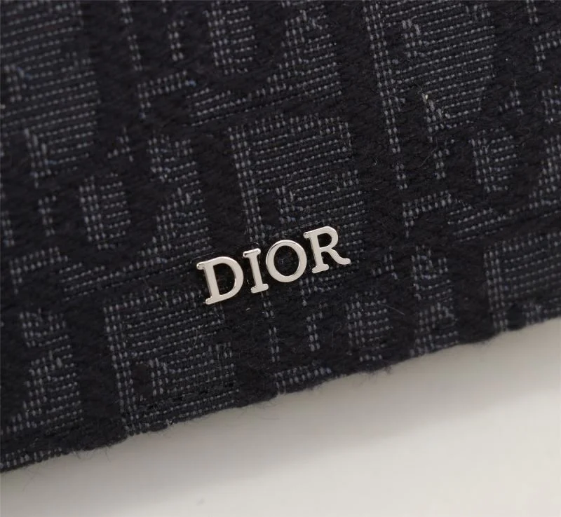 ModernLook Christian Dior Wallets Purse 46036