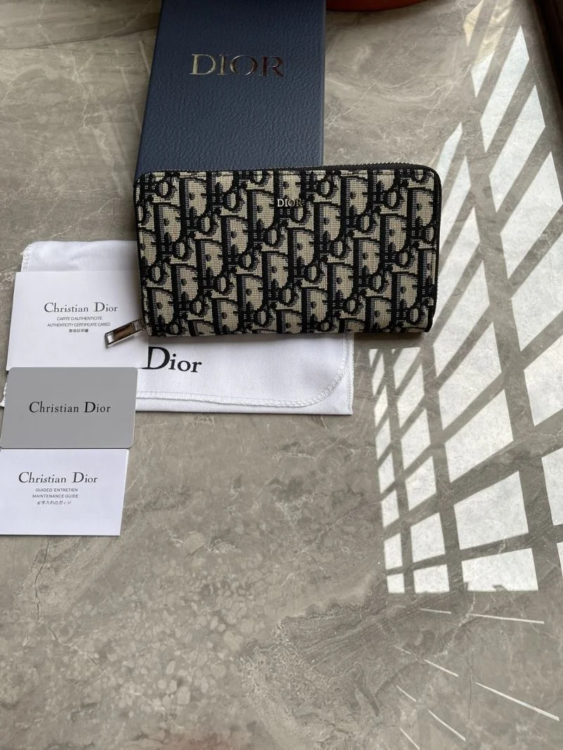 Trendsetting Christian Dior Wallets Purse 46011