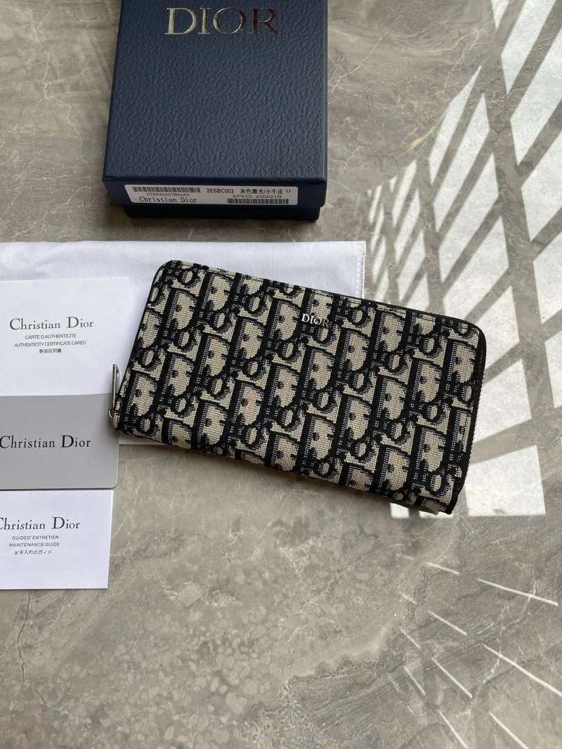 Trendsetting Christian Dior Wallets Purse 46011