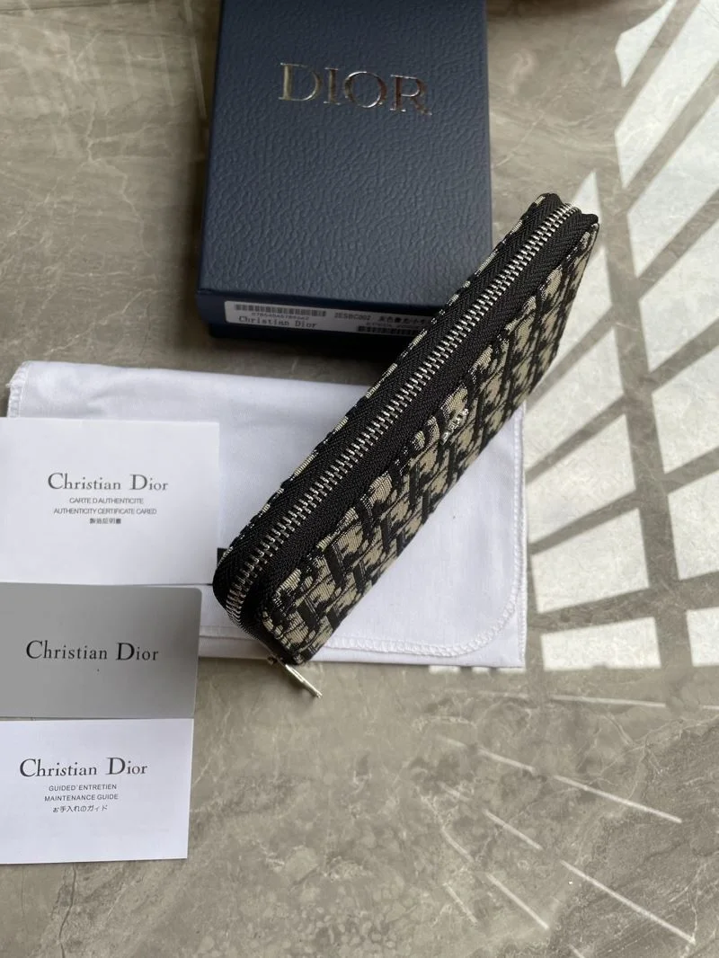 Trendsetting Christian Dior Wallets Purse 46011