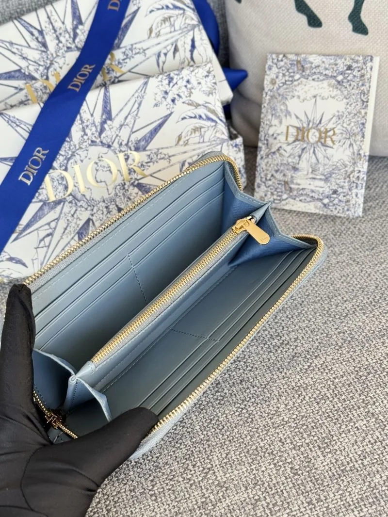 Resilient Christian Dior Wallets Purse 46005