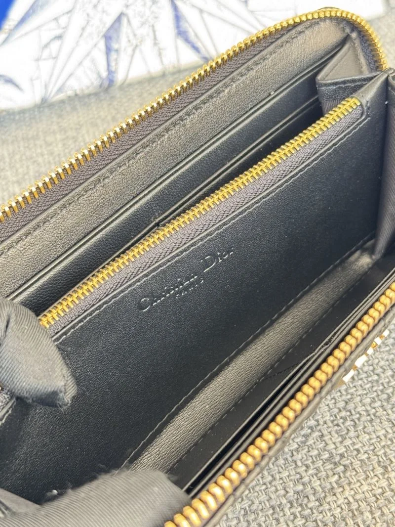 Christian Dior Wallets Purse Durable 45995