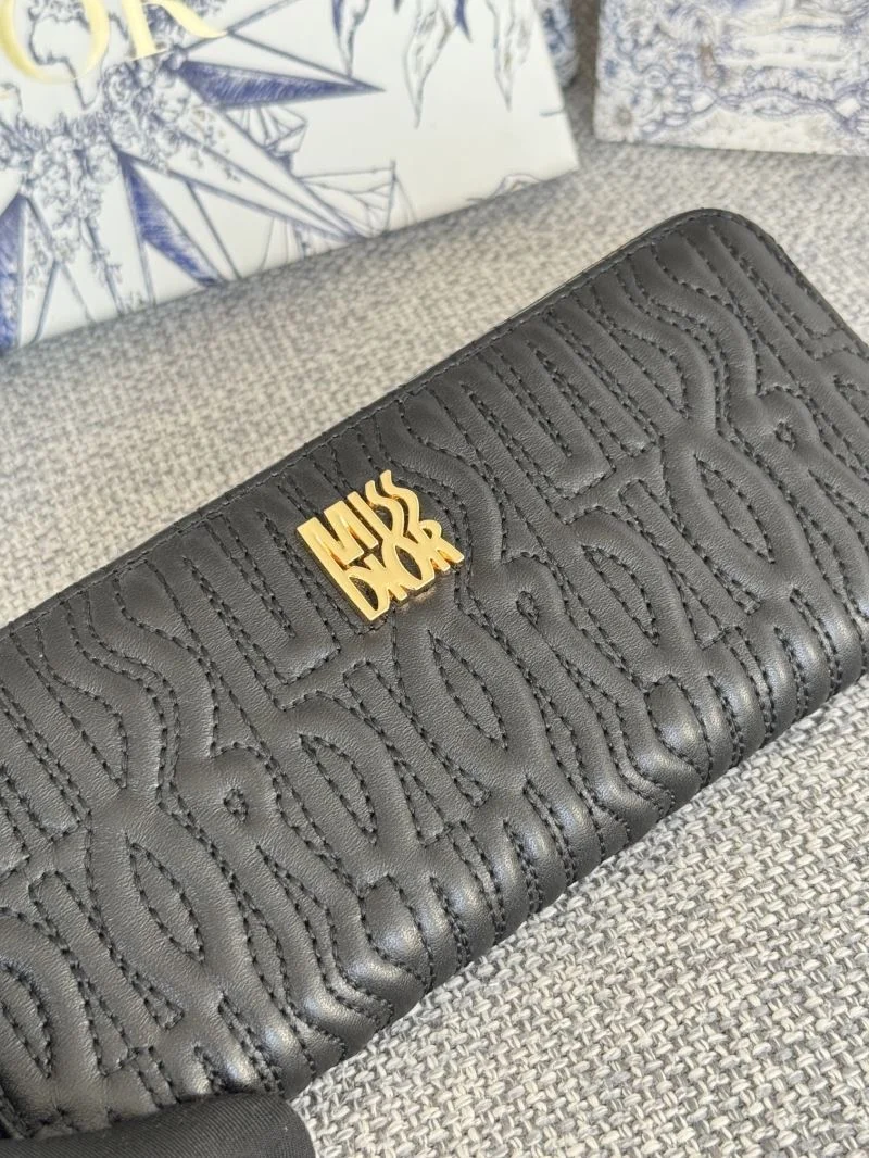 Christian Dior Wallets Purse Durable 45995