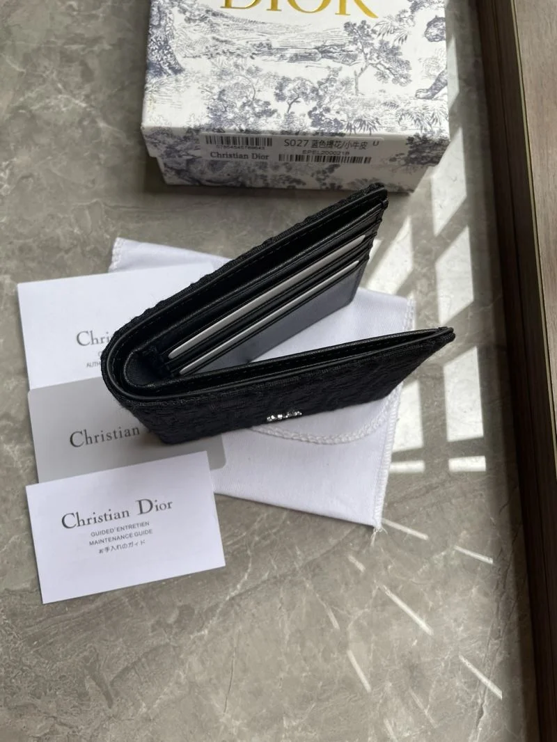 Trendsetting Christian Dior Wallets Purse 45944