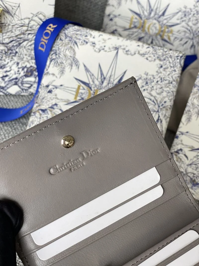 Resilient Christian Dior Wallets Purse 45921