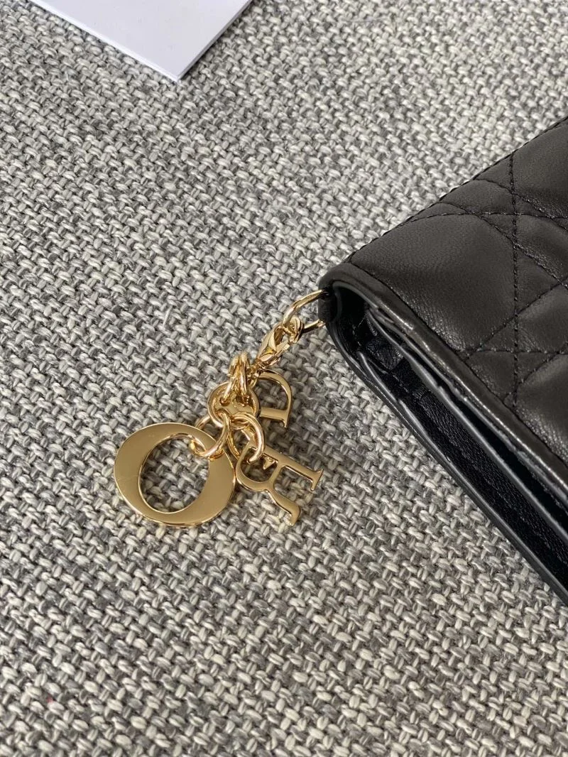 Cozy Christian Dior Wallets Purse 45908