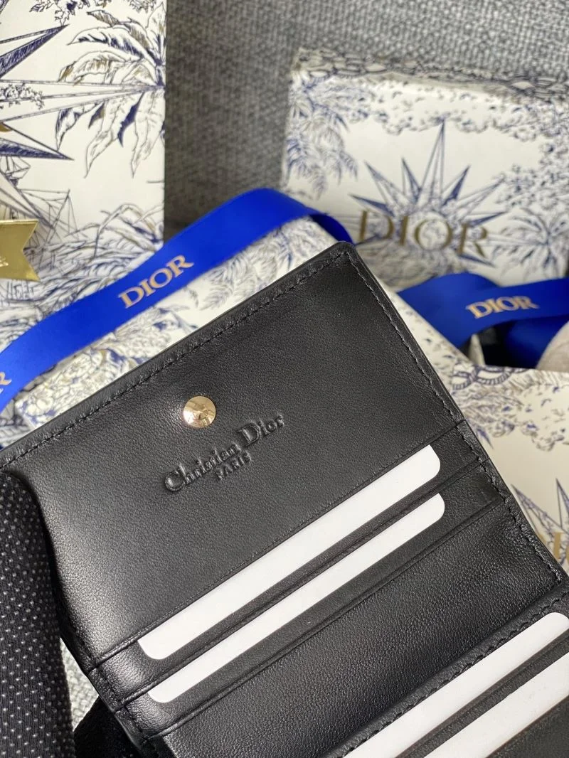 Cozy Christian Dior Wallets Purse 45908