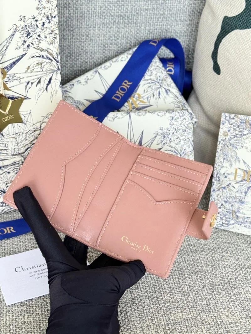 Resilient Christian Dior Wallets Purse 45861