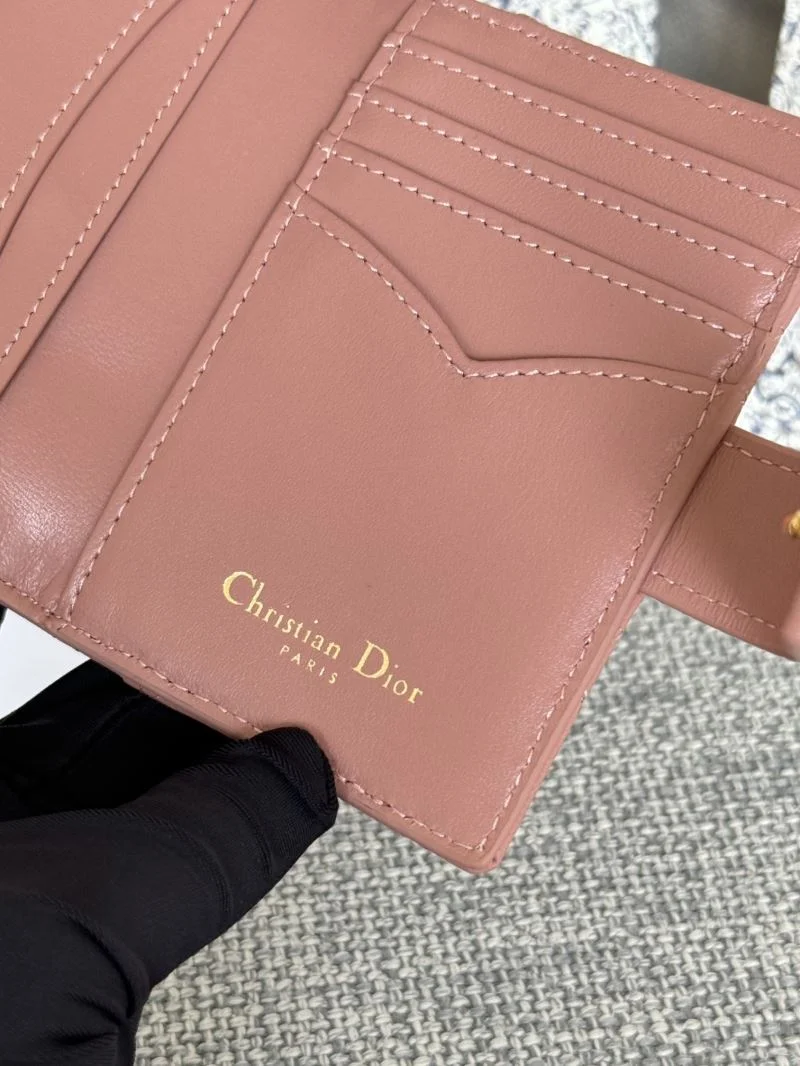 Resilient Christian Dior Wallets Purse 45861