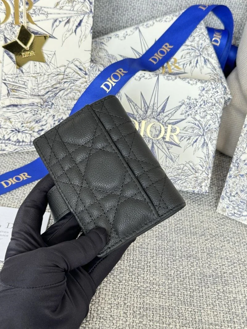 Christian Dior Wallets Purse Sophisticated 45935
