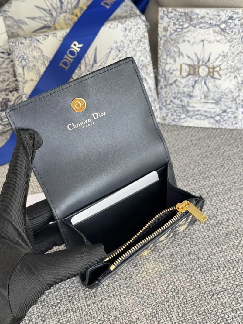 Christian Dior Wallets Purse Premium 45857