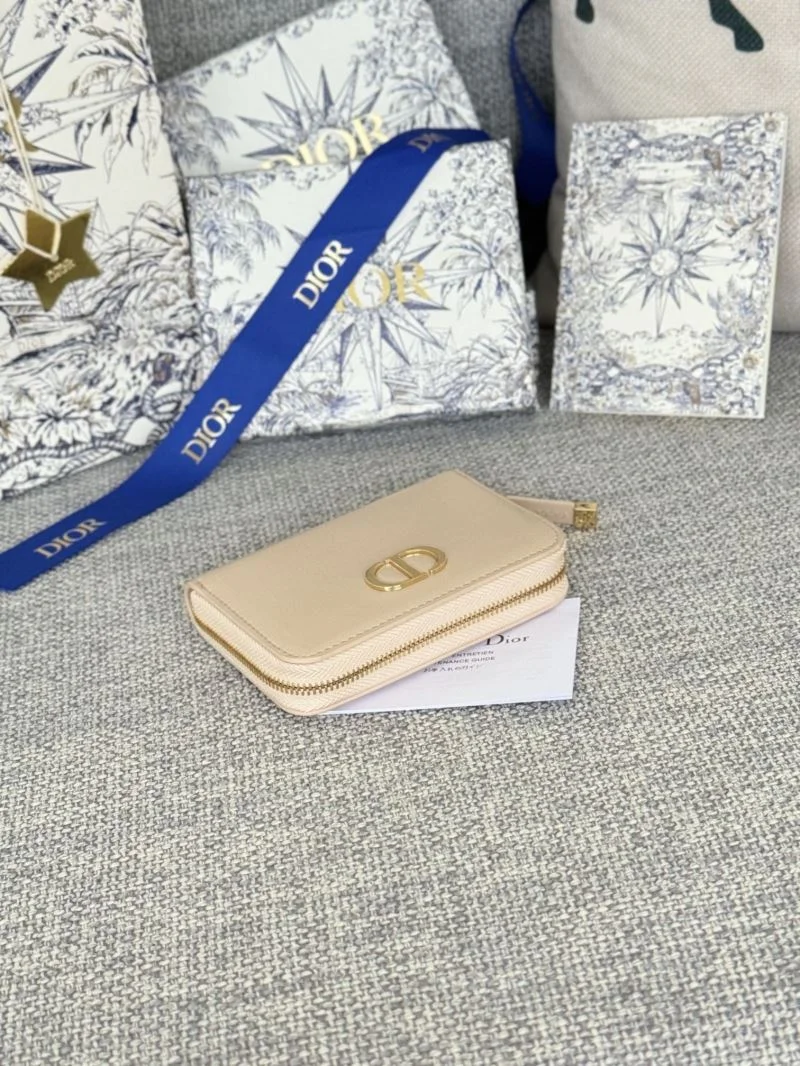 Vibrant Christian Dior Wallets Purse 45836